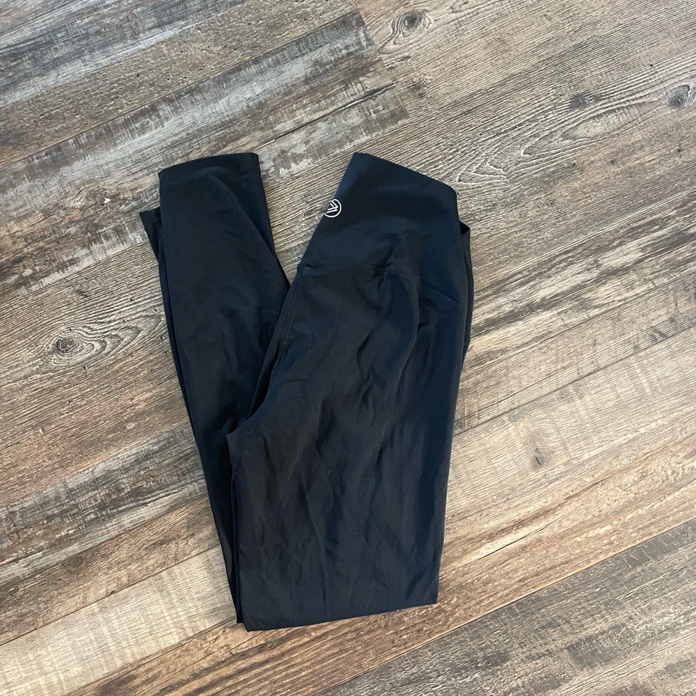 Savvi leggings size small